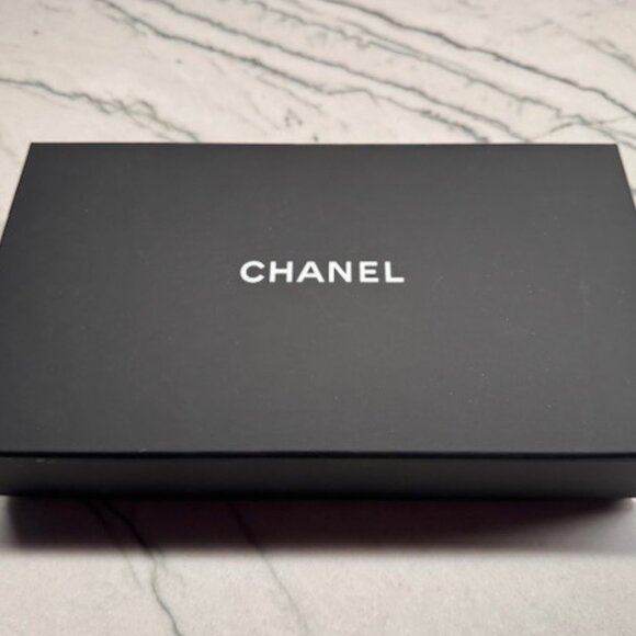 It was a gift for my wedding that I never used! - Picture 2 of 5